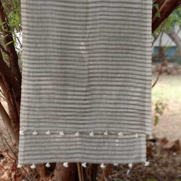 Grey stole