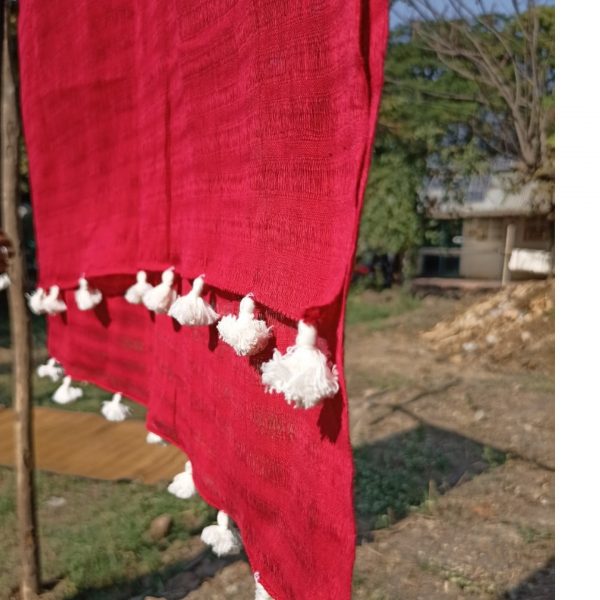 Red jali Stole with white tassels - Image 2